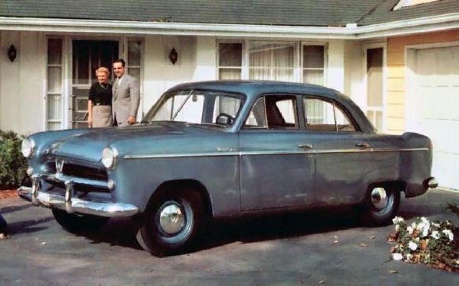 Willys Aero-Lark DeLuxe 4-Door Sedan (453/653-KB1) '1953